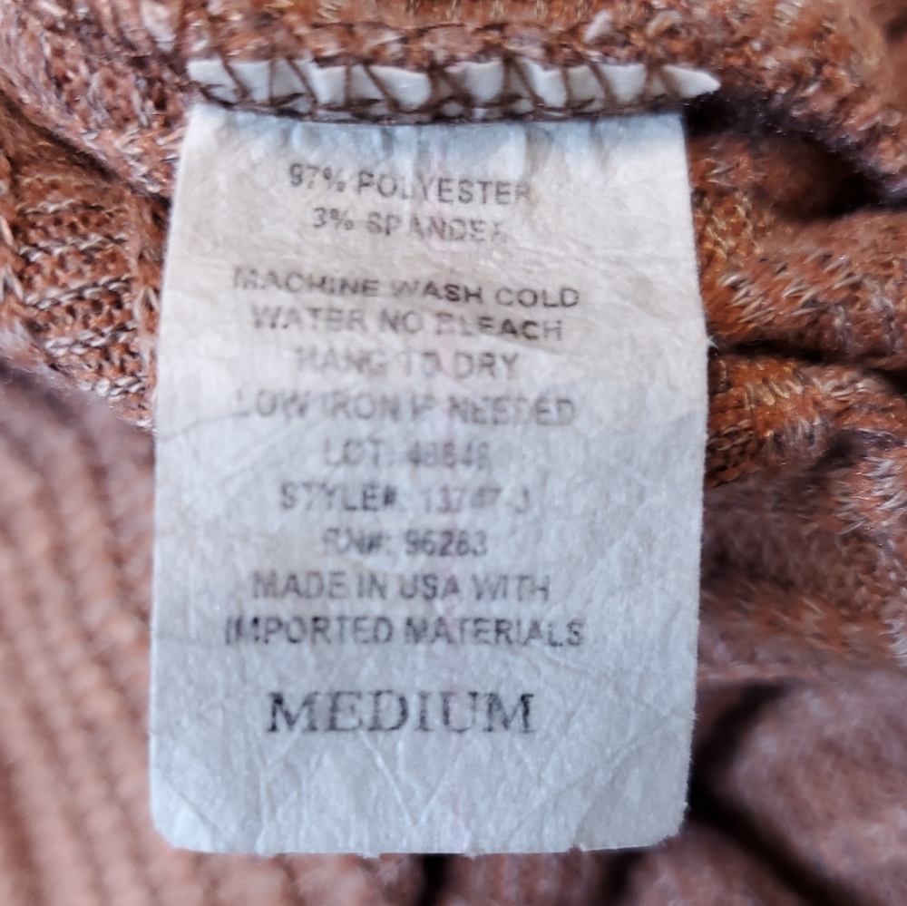 Pinc Ribbed Knit Shift Dress - Picture 8 of 9